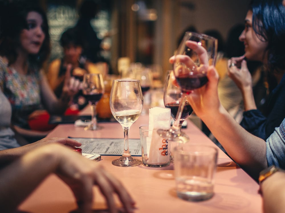 5 ways to promote your restaurant or food service online